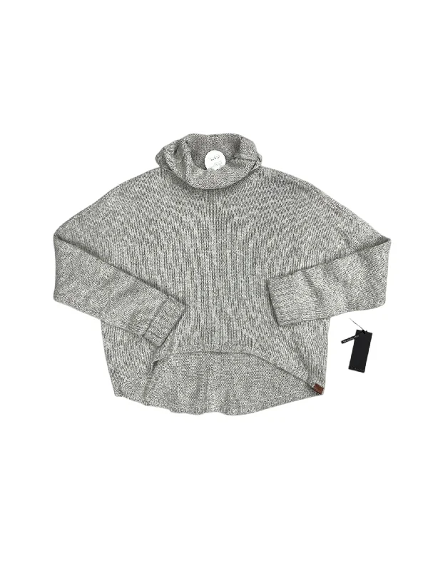 Sweater By Clothes Mentor In Grey, Size: S