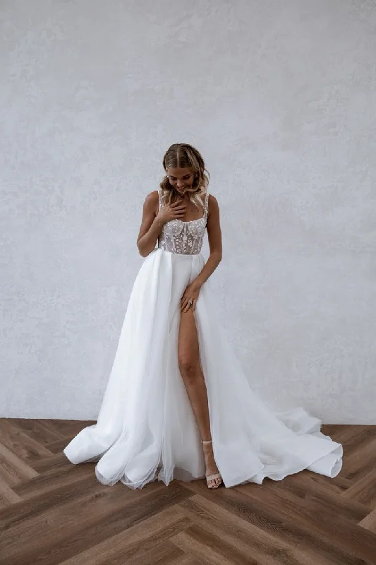 Beach Elegant Wedding Dresses Split Backless Lace Appliques  Bridal Gown Square Neck Boho Spaghetti Straps فستان حفلات ال