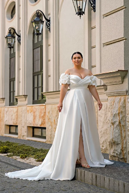 Plus Size Wedding Dresses Big Women Bride Dress Off The Shoulder V Neck Pearls Flower Satin A Line Corset Bridal Gown